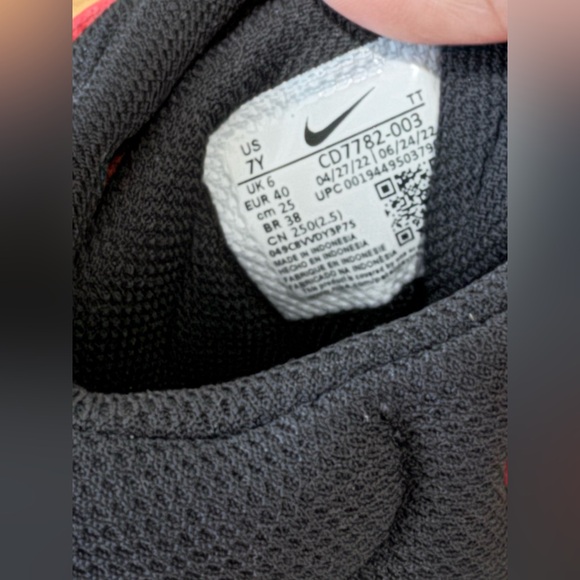 NIKE Big Kid Court Borough Mid 2 Sneakers size 7Y - Picture 9 of 9